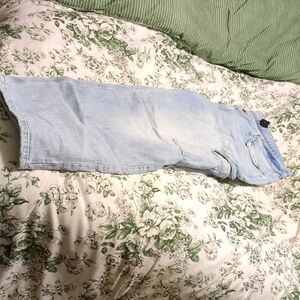 Edgley light wash 22w Jean with cargo pocket s